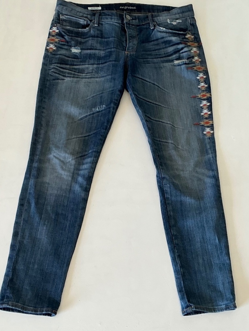 Driftwood Embroidered Marilyn jeans size 29